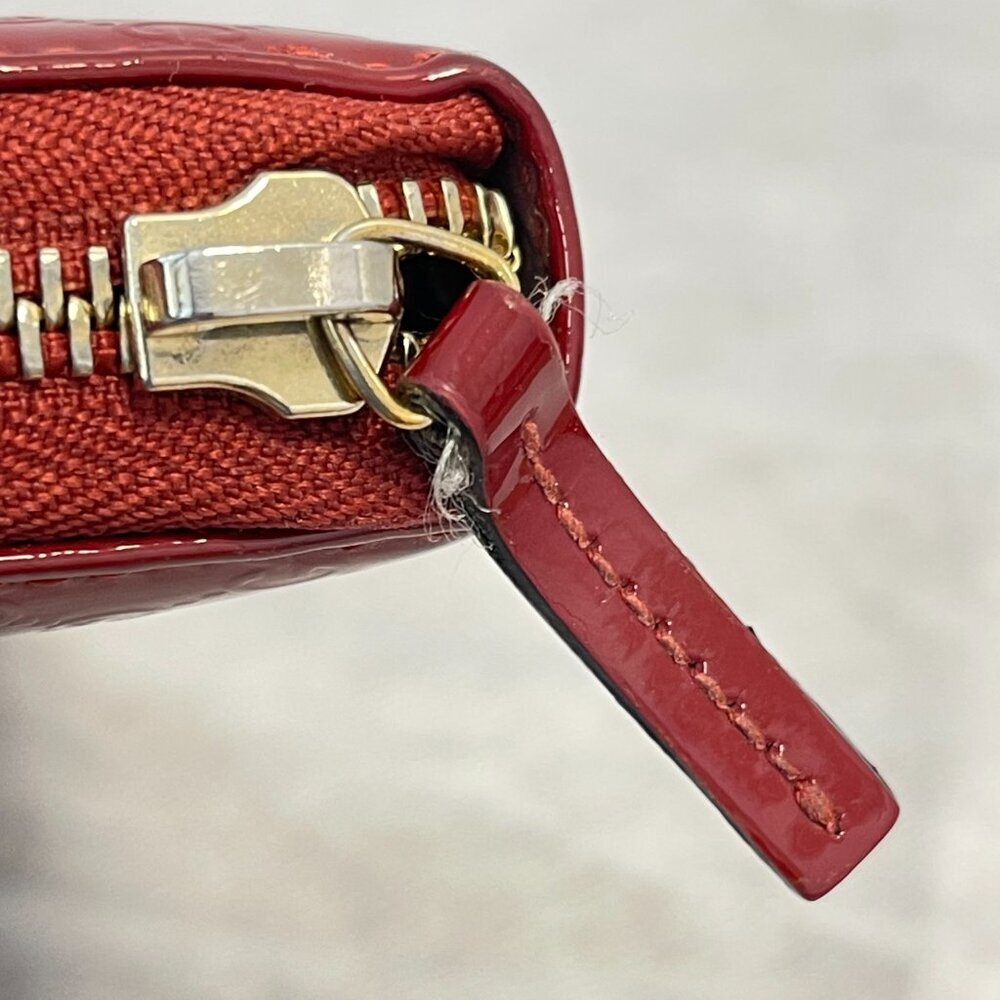 Gucci Microguccissima Zippy Long Wallet in Red Patent Leather - Preowned - Picture 9 of 12